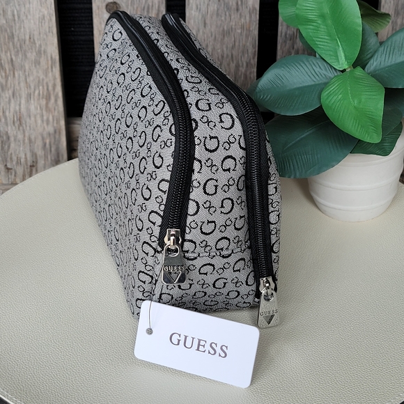 Guess Faux Leather Monogram Black and Gray Travel Bag - Picture 5 of 12